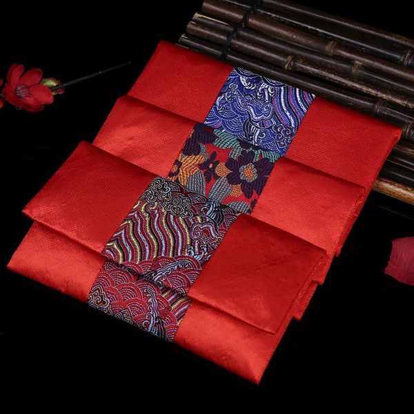 red retro wavy lines embroidery lucky money envelope for wedding supplies greeting cards
red retro wavy lines embroidery lucky money envelope for wedding supplies greeting cards