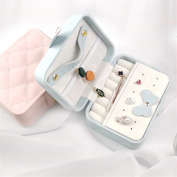 2021 new jewelry storage box leather jewelry casket ring earrings holding box simple portable large capacity, Black;white
2021 new jewelry storage box leather jewelry casket ring earrings holding box simple portable large capacity, Black;white