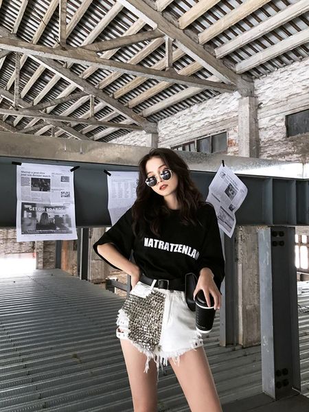 women's jeans 2021 fashion brand vintage tassel rivet ripped high waisted short punk woman denim shorts gd857, Blue
women's jeans 2021 fashion brand vintage tassel rivet ripped high waisted short punk woman denim shorts gd857, Blue