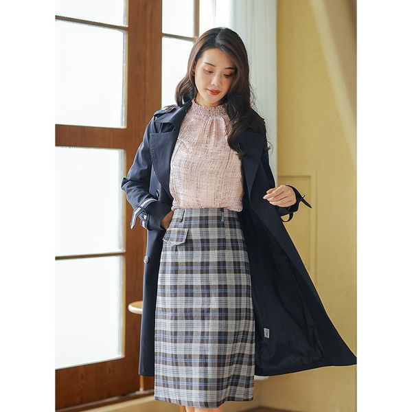 women's trench coats mid-length windbreaker autumn 2021 style fashion spring and long-sleeved coat jacket, Tan;black
women's trench coats mid-length windbreaker autumn 2021 style fashion spring and long-sleeved coat jacket, Tan;black