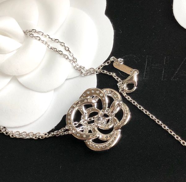 luxury jewelry necklace camelia pendants diamond sweater 925 sterling silver rhodium plated designer thin chain women necklaces fa1333780
luxury jewelry necklace camelia pendants diamond sweater 925 sterling silver rhodium plated designer thin chain women necklaces fa1333780
