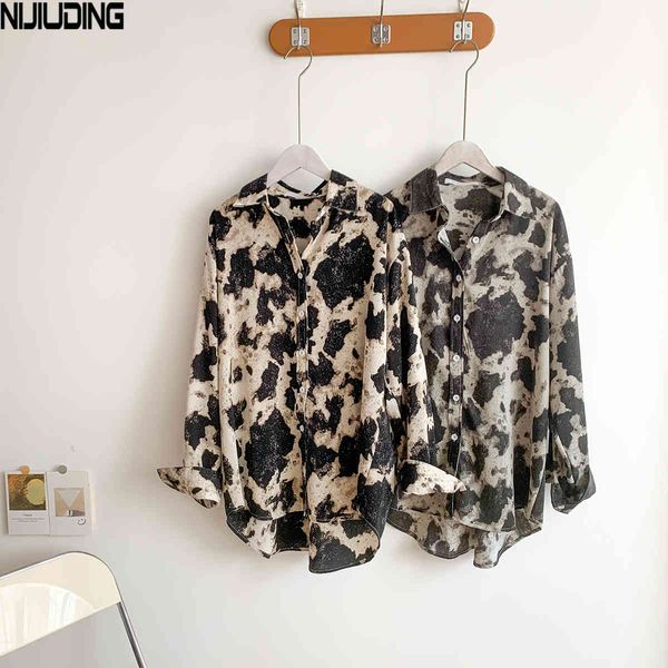 women retro splash ink dyeing blouses spring autumn loose single-breasted long sleeve shirts female polo collar 210514, White
women retro splash ink dyeing blouses spring autumn loose single-breasted long sleeve shirts female polo collar 210514, White