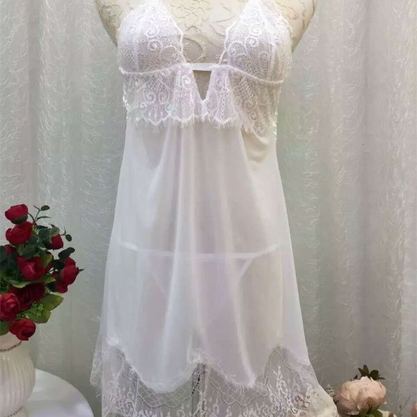 women's sleepwear eyelash lace women nightgown spaghetti strap deep v patchwork female 4toe, Black;red
women's sleepwear eyelash lace women nightgown spaghetti strap deep v patchwork female 4toe, Black;red