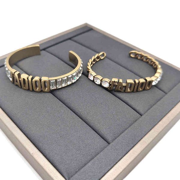 2022 latest factory wholesale new diamond inlaid letter bracelet fashion bracelet jewelry batch, Black
2022 latest factory wholesale new diamond inlaid letter bracelet fashion bracelet jewelry batch, Black
