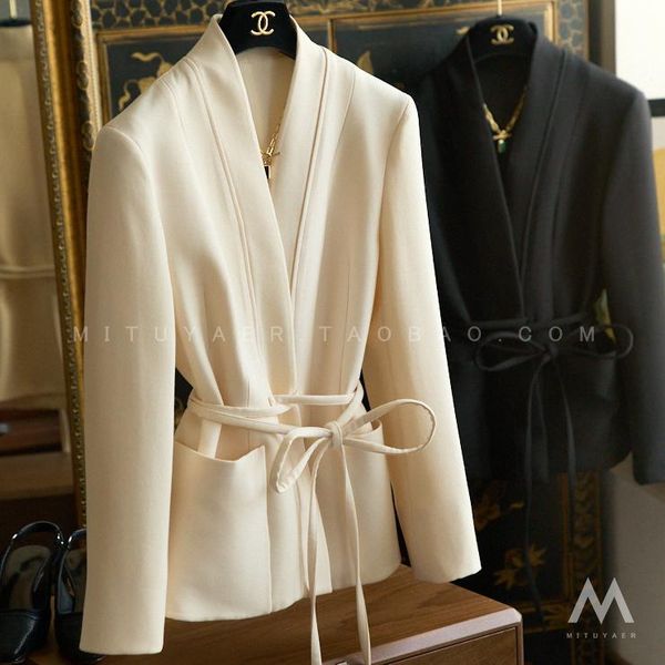 women's wool & blends lace-up tie-up collar blazer 2021 autumn style luxurious women blouse, Black
women's wool & blends lace-up tie-up collar blazer 2021 autumn style luxurious women blouse, Black