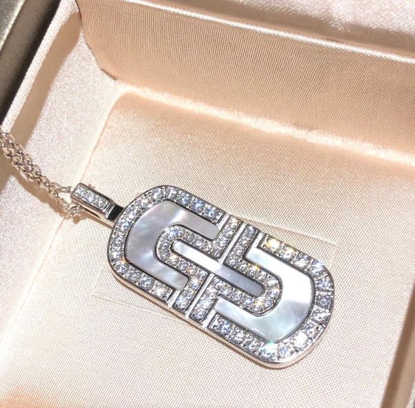 chains 925 1:1 bvl 2021 full diamond hollow fritillary necklace luxury jewelry classic fashion brand couples women, Silver
chains 925 1:1 bvl 2021 full diamond hollow fritillary necklace luxury jewelry classic fashion brand couples women, Silver