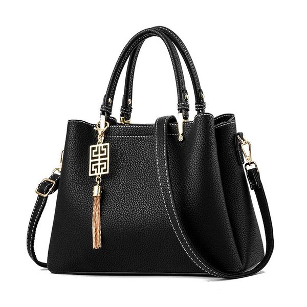 women bag large capacity beautiful handbag tassel sequined shoulder bags women's hand evening
women bag large capacity beautiful handbag tassel sequined shoulder bags women's hand evening