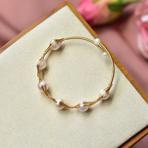 natural freshwater pearl winding bracelet, 14k gold adjustable luxury jewelry, filled with lily, for girlfriend, Golden;silver
natural freshwater pearl winding bracelet, 14k gold adjustable luxury jewelry, filled with lily, for girlfriend, Golden;silver