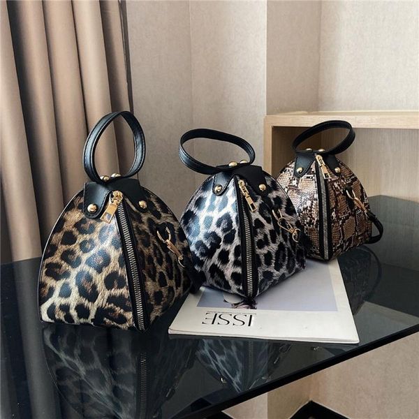 duffel bags women luxury handbags leather messenger bag trend large capacity shoulder leopard snakeskin print fashion ls 0108
duffel bags women luxury handbags leather messenger bag trend large capacity shoulder leopard snakeskin print fashion ls 0108