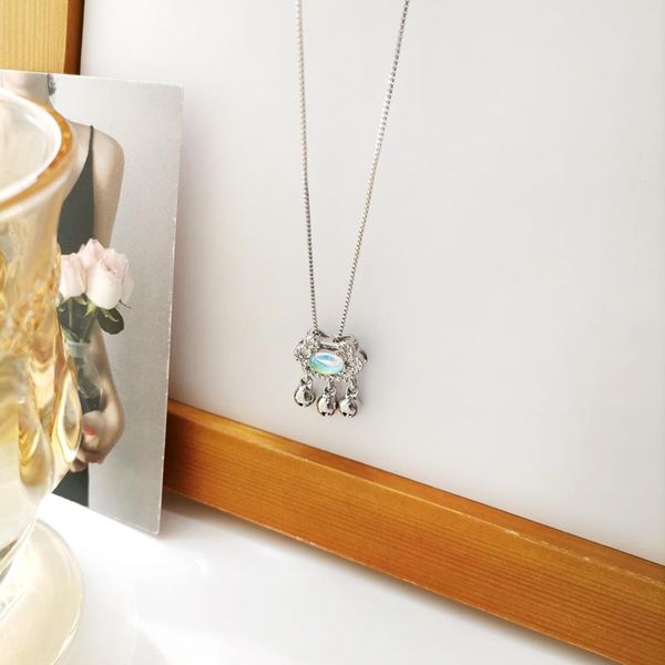 chains delicate jewelry geometric pendant necklace 2021 design vintage temperament selling chain for women gifts, Silver
chains delicate jewelry geometric pendant necklace 2021 design vintage temperament selling chain for women gifts, Silver
