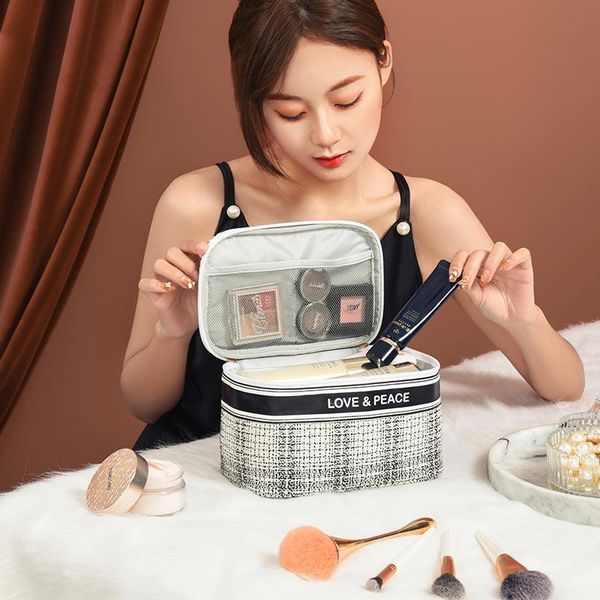 cosmetic bags & cases women simple and elegant natural style bag large capacity portable storage
cosmetic bags & cases women simple and elegant natural style bag large capacity portable storage
