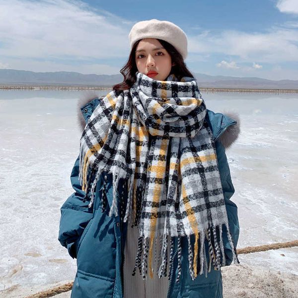 small plaid scarf for women 2021 autumn winter imitation cashmere korean shawl bib fashionable and versatile, Blue;gray
small plaid scarf for women 2021 autumn winter imitation cashmere korean shawl bib fashionable and versatile, Blue;gray