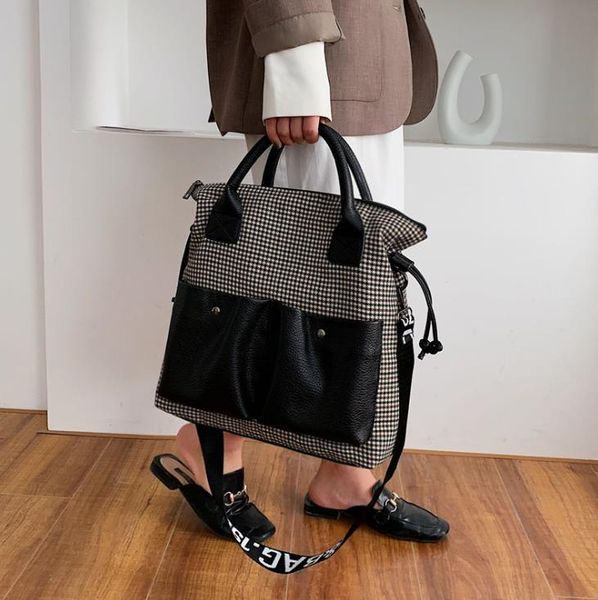handbags autumn/winter women's bag retro checkered woolen cloth handbag 2021 large-capacity shoulder bags tide
handbags autumn/winter women's bag retro checkered woolen cloth handbag 2021 large-capacity shoulder bags tide