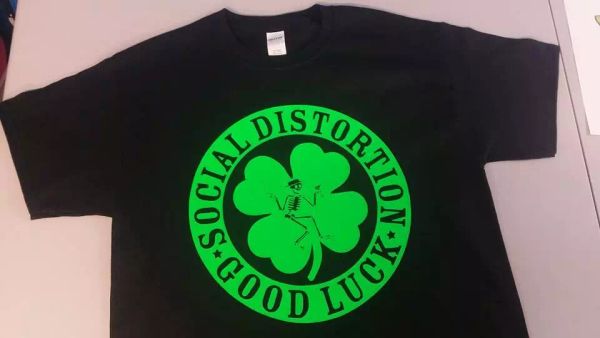SOCIAL DISTORTION Neon Clover old school punk Thrash Punk rock band T shirt tee, White;black
SOCIAL DISTORTION Neon Clover old school punk Thrash Punk rock band T shirt tee, White;black