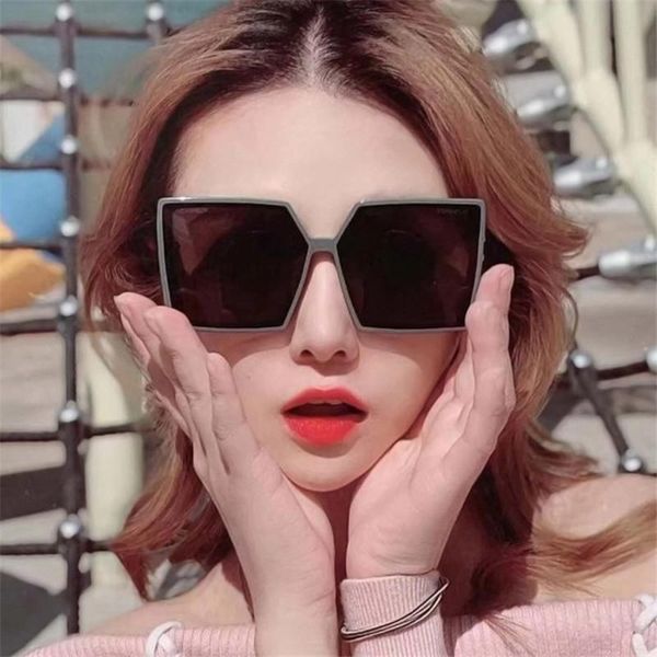 sunglasses classic retro square women brand designer vintage travel trendy sun glasses for female eyewear lunette de soleil, White;black
sunglasses classic retro square women brand designer vintage travel trendy sun glasses for female eyewear lunette de soleil, White;black