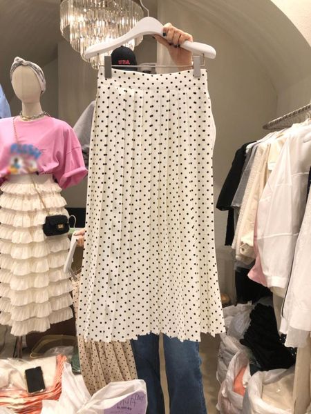 skirts 2021 spring and summer fashion all-match high-waist pleated polka-dot casual lady skirt trend womens, Black
skirts 2021 spring and summer fashion all-match high-waist pleated polka-dot casual lady skirt trend womens, Black
