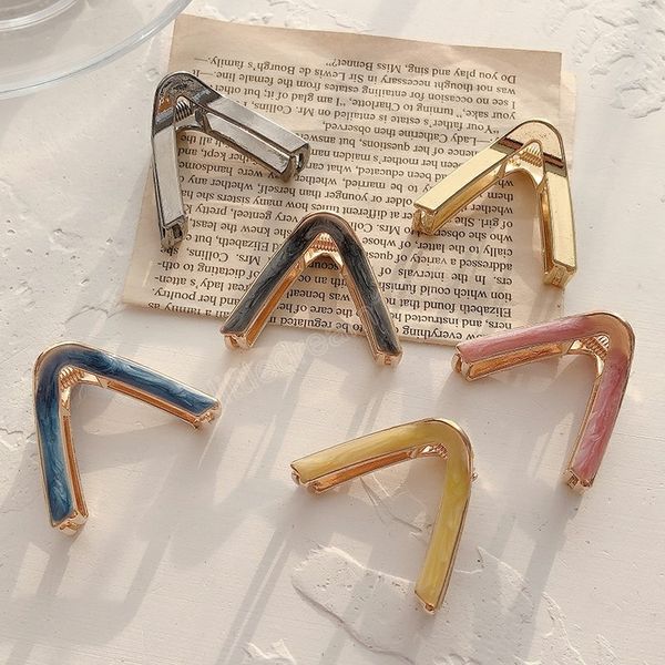 simplicity women clamps elegant geometric shape hair clips girls hair claw barrettes hair accessories, Slivery;golden
simplicity women clamps elegant geometric shape hair clips girls hair claw barrettes hair accessories, Slivery;golden