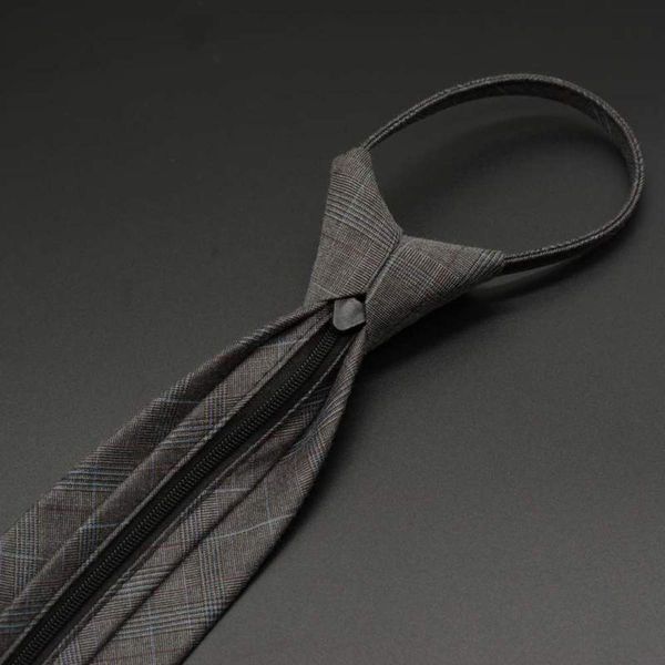 formal 8cm busins tie men's british profsional plaid zipper lazy 6cm korean leisure narrow version gift box, Black;blue
formal 8cm busins tie men's british profsional plaid zipper lazy 6cm korean leisure narrow version gift box, Black;blue