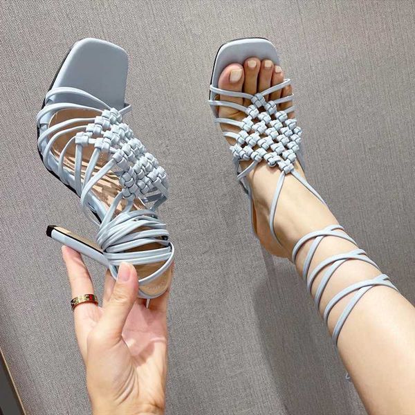 dress shoes braiding strap lace up sandals for girls solid square toe fancy cross green heel, Black
dress shoes braiding strap lace up sandals for girls solid square toe fancy cross green heel, Black