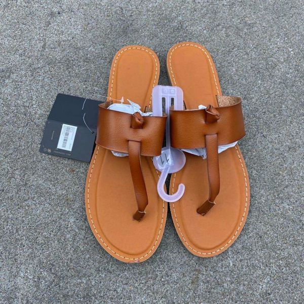 comfort leather women slipper flat with flip flops summer beach shoes woman breathabletravel casual clip toe female slippers, Black
comfort leather women slipper flat with flip flops summer beach shoes woman breathabletravel casual clip toe female slippers, Black