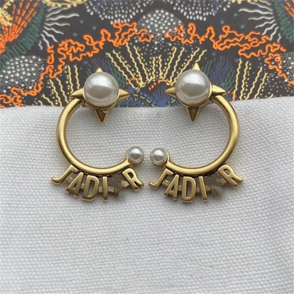 87% off wholesale shop family family high version half round pearl earrings women's design advanced sense earrings, Golden
87% off wholesale shop family family high version half round pearl earrings women's design advanced sense earrings, Golden