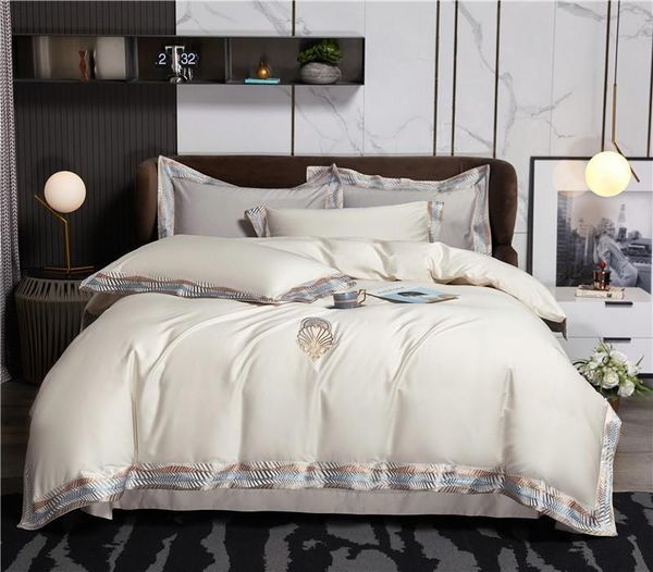 bedding sets chic designer embroidery border duvet cover with good drape premium quality soft egyptian cotton set bedsheet pillowcase
bedding sets chic designer embroidery border duvet cover with good drape premium quality soft egyptian cotton set bedsheet pillowcase