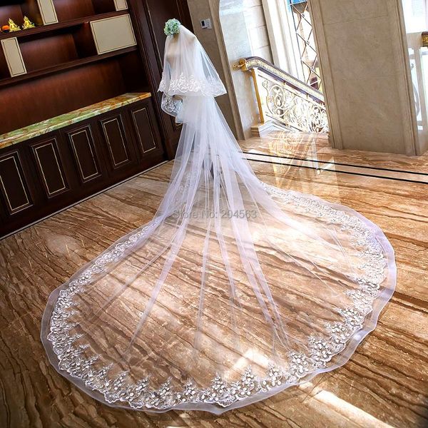 bridal veils stunning two-layer luxury lace wedding veil with star flowers 4 meters long comb, Black
bridal veils stunning two-layer luxury lace wedding veil with star flowers 4 meters long comb, Black