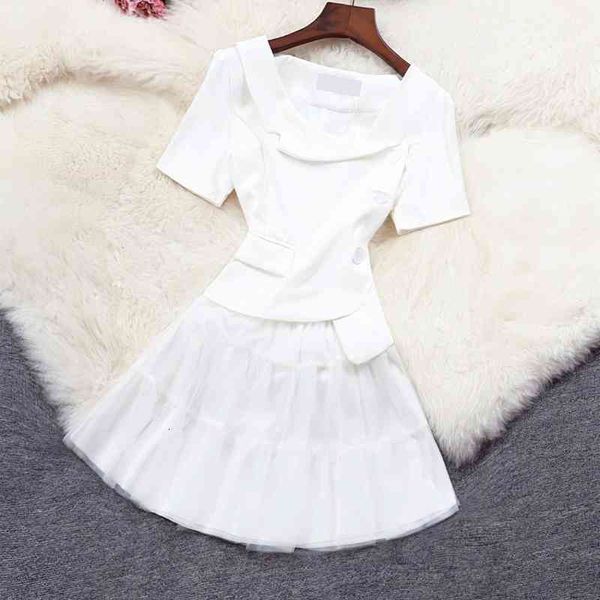 two piece dress 2021 summer casual set women korean ol s suits blazer and mesh mini skirts for gotl, White
two piece dress 2021 summer casual set women korean ol s suits blazer and mesh mini skirts for gotl, White