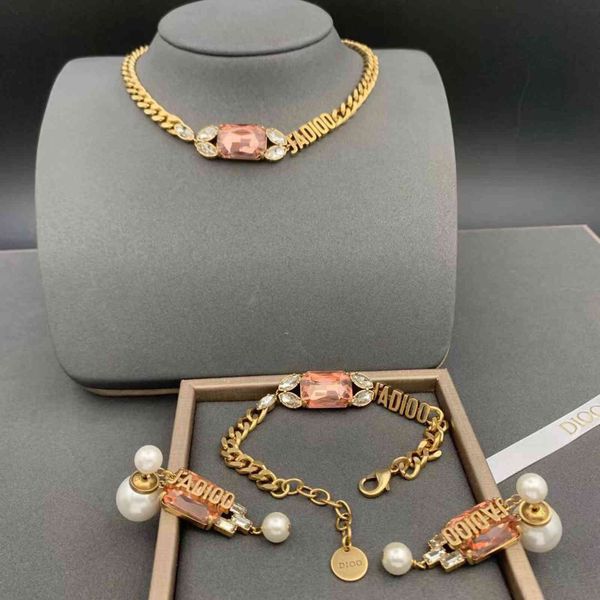 70% off new simple horse eye pink diamond necklace women's high version bracelet earring set, Golden;silver
70% off new simple horse eye pink diamond necklace women's high version bracelet earring set, Golden;silver