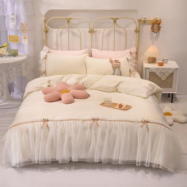 bedding sets lace girl bed cover set duvet sheets with pillowcases bedclothes comforter full size home decor 61100
bedding sets lace girl bed cover set duvet sheets with pillowcases bedclothes comforter full size home decor 61100