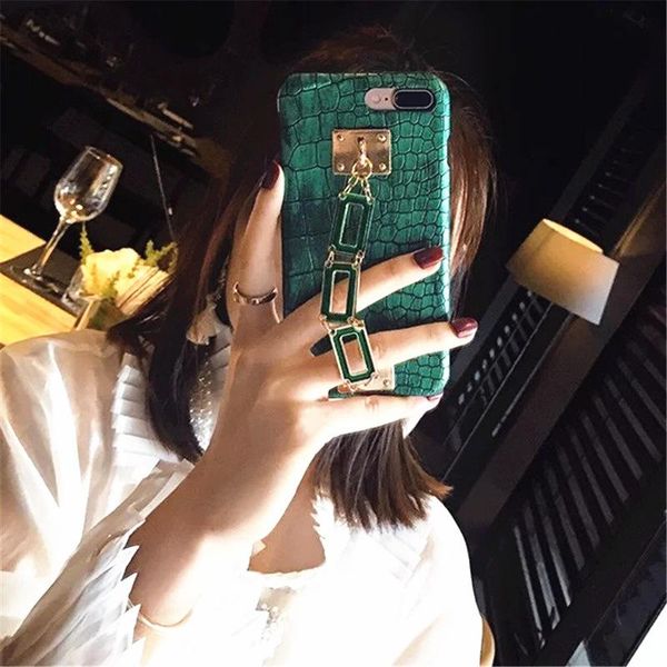 card holders crocodile xs/xr mobile phone case tide european and american fashion brand for apple 11pro 7/8plus luxury bracelet, Brown;gray
card holders crocodile xs/xr mobile phone case tide european and american fashion brand for apple 11pro 7/8plus luxury bracelet, Brown;gray