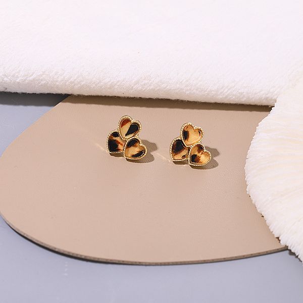 s2722 fashion jewelry s925 silver post heart earrings leopard hearts stud earrings, Golden;silver
s2722 fashion jewelry s925 silver post heart earrings leopard hearts stud earrings, Golden;silver