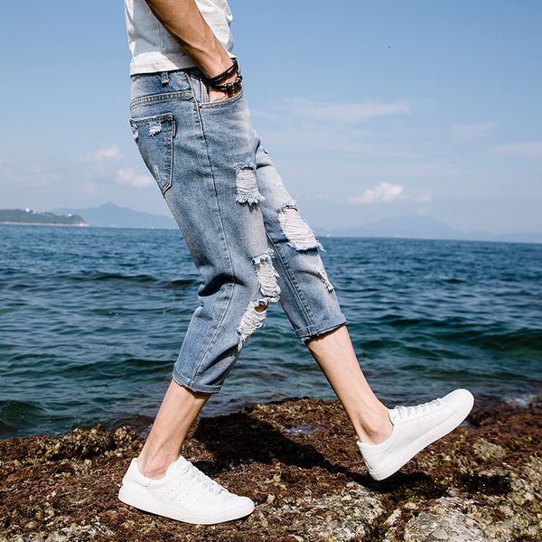men's jeans summer thin washing denim cropped trousers distressed men's loose ripped hole cropped 3/4 jeans calf-length pants j14, Blue
men's jeans summer thin washing denim cropped trousers distressed men's loose ripped hole cropped 3/4 jeans calf-length pants j14, Blue
