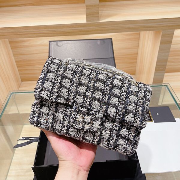2021fashion ladies bags shoulder cross body woolen 26cm large capacity luxury c imitation brand shoulder bag double flip chain designer hand
2021fashion ladies bags shoulder cross body woolen 26cm large capacity luxury c imitation brand shoulder bag double flip chain designer hand