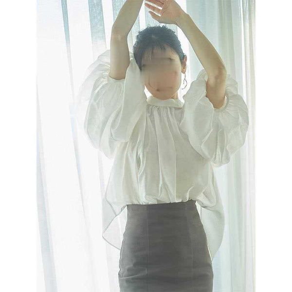 casual japanese loose o-neck shirts spring summer solid lantern sleeve women blouses vintage retro elegant 82645 210525, White
casual japanese loose o-neck shirts spring summer solid lantern sleeve women blouses vintage retro elegant 82645 210525, White