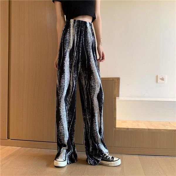 capris tie dye waist high leg loose thin pants rubbing streetwear baggy feminine aesthetic femme pantalon ropa de mujer 2021, Black;white
capris tie dye waist high leg loose thin pants rubbing streetwear baggy feminine aesthetic femme pantalon ropa de mujer 2021, Black;white