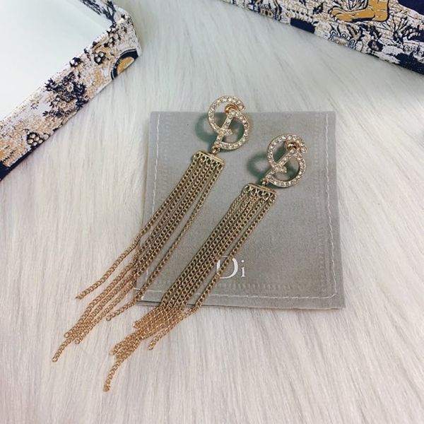 d home dijia new letter diamond inlaid cd tassel earrings fashion net red same high version, Golden
d home dijia new letter diamond inlaid cd tassel earrings fashion net red same high version, Golden