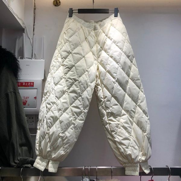 women's pants & capris 2021 winter lightweight down women casual outwear elastic waist work wear fashion diamond pattern female trouser, Black;white
women's pants & capris 2021 winter lightweight down women casual outwear elastic waist work wear fashion diamond pattern female trouser, Black;white
