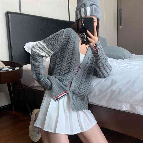 color blocking hollow out twist cardigan women's spring and autumn 2021 new v-neck loose thick needle tb sweater coat1, Black
color blocking hollow out twist cardigan women's spring and autumn 2021 new v-neck loose thick needle tb sweater coat1, Black