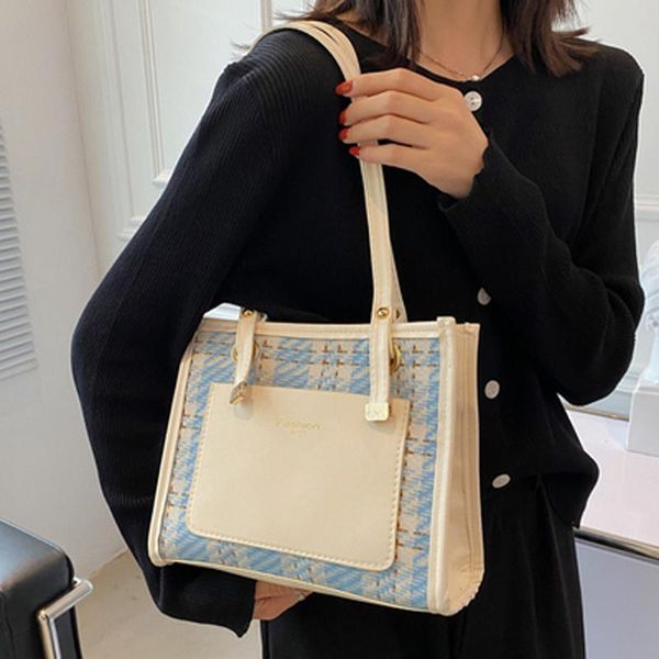 evening bags 2021 big pu leather bag patch pocket shopper handbag for women casual designers tote female high capacity open shoulder
evening bags 2021 big pu leather bag patch pocket shopper handbag for women casual designers tote female high capacity open shoulder