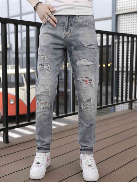 jean european style in summer: fashion holes, simple elegant, skinny and versatile, male jeans with, Blue
jean european style in summer: fashion holes, simple elegant, skinny and versatile, male jeans with, Blue