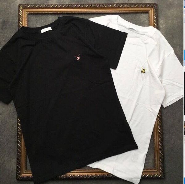 2021 new summer luxury europe mens embroidery bee t shir qualiy shirs fashion high qualiy designer shir women sree c, White;black
2021 new summer luxury europe mens embroidery bee t shir qualiy shirs fashion high qualiy designer shir women sree c, White;black