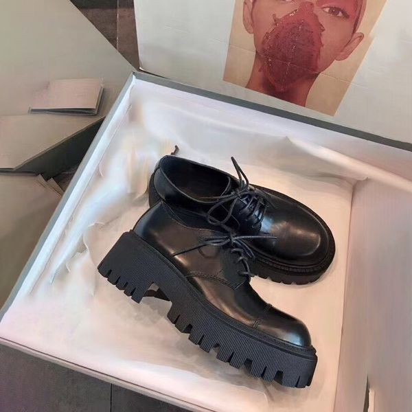 new versatile solid black luxury 2021 ankle boots fashion designer leather shoes
new versatile solid black luxury 2021 ankle boots fashion designer leather shoes