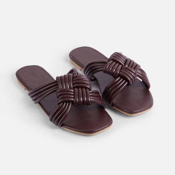 slippers 2021 women's sandals braided belt knotted flat shoes chaussure femme for women, Black
slippers 2021 women's sandals braided belt knotted flat shoes chaussure femme for women, Black