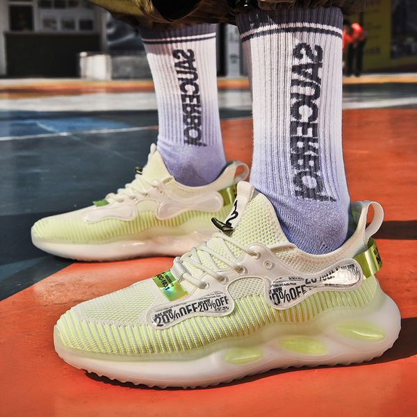 2021 new summer men sneakers athletics non-slip breathable men walking shoes soft bottom men sports shoes
2021 new summer men sneakers athletics non-slip breathable men walking shoes soft bottom men sports shoes