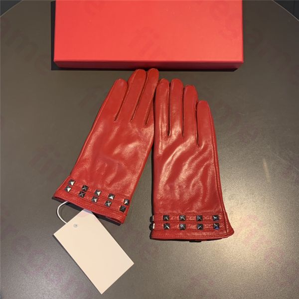luxury sheepskin gloves womens winter plush leather mittens designers five fingers glove delicate gift phone touch screen mitten, Blue;gray
luxury sheepskin gloves womens winter plush leather mittens designers five fingers glove delicate gift phone touch screen mitten, Blue;gray