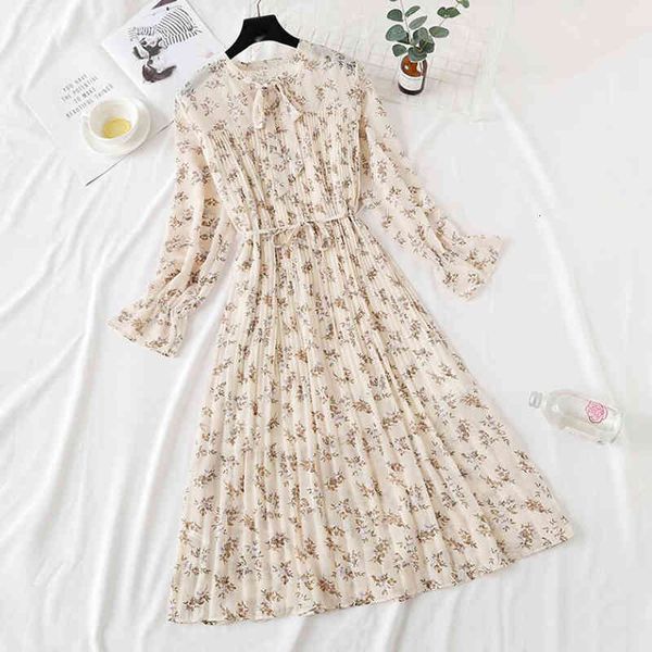dresses floral print chiffon women spring summer loose sleeve ruffles pleated long bow vintage femme vestidos, Black;gray
dresses floral print chiffon women spring summer loose sleeve ruffles pleated long bow vintage femme vestidos, Black;gray