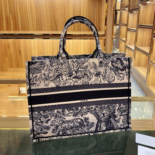handbag branded crossbody mini luxurys bags designer tote bag shoulder_bag women oversize 41cm book multicolor embroidery cotton handle
handbag branded crossbody mini luxurys bags designer tote bag shoulder_bag women oversize 41cm book multicolor embroidery cotton handle