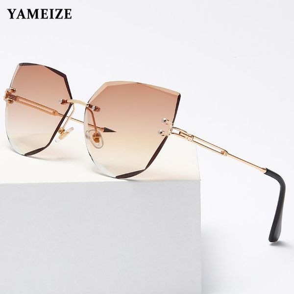sunglasses cat eye rimless women vintage design metal sun glasses ladies fashion shades female eyewear oculos de so, White;black
sunglasses cat eye rimless women vintage design metal sun glasses ladies fashion shades female eyewear oculos de so, White;black