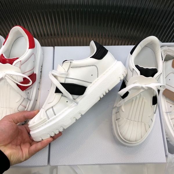 dio 2021 designer women nylon casual shoes gabardine classic canvas sneakers brand wheel lady stylist trainers fashion, Red;white
dio 2021 designer women nylon casual shoes gabardine classic canvas sneakers brand wheel lady stylist trainers fashion, Red;white
